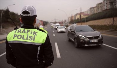 İstanbul’da yarın bazı yollar trafiğe kapatılacak