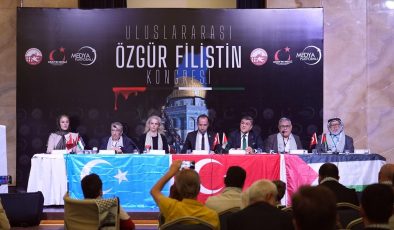 İstanbul’daki “Uluslararası Özgür Filistin Kongresi”nde Filistin direnişinin önemi vurgulandı