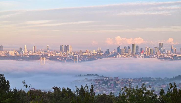 İstanbul’un bazı ilçelerinde sis etkili oldu