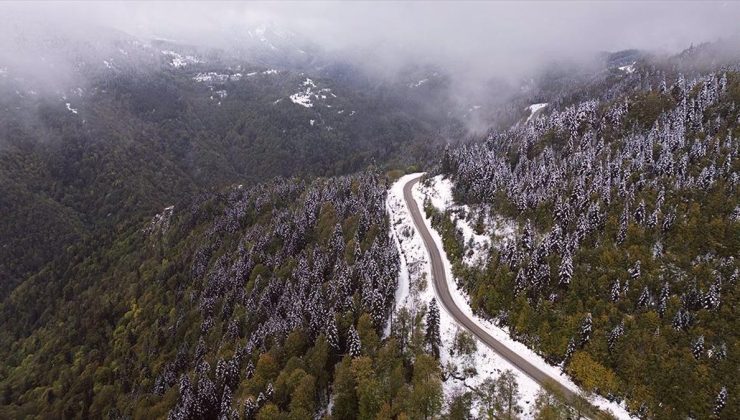 Kastamonu’da sonbahar ve kış aynı karede buluştu