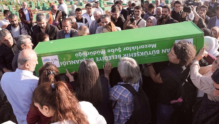 Van Gölü kıyısında cansız bedeni bulunan Rojin Kabaiş’ten alınan numuneler İstanbul’a gönderildi