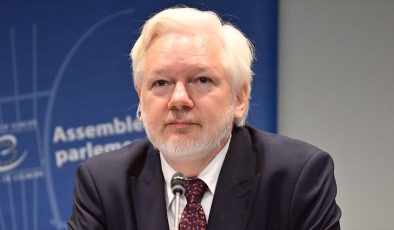 WikiLeaks’in kurucusu Assange, özgürlüğüne kavuşmak için “gazetecilik suçunu” kabul ettiğini söyledi