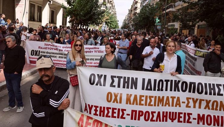 Yunanistan’da doktorlar ve sağlık personeli 24 saatlik greve gitti