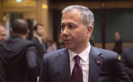 Bakan Yerlikaya: Büyük ve güçlü Türkiye ideali, öğretmenlerimizin emekleriyle sağlam temeller üzerinde yükseliyor