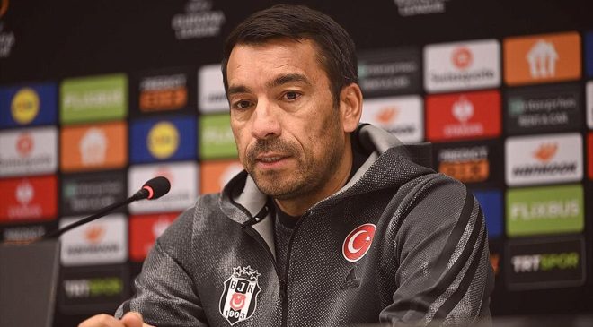 Beşiktaş Teknik Direktörü Van Bronckhorst: Buraya tekrar kazanan kimliğimize kavuşmaya geldik