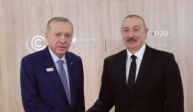 Cumhurbaşkanı Erdoğan, Azerbaycan Cumhurbaşkanı Aliyev ile görüştü