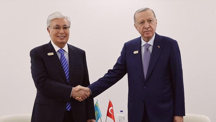 Cumhurbaşkanı Erdoğan, Kazakistan Cumhurbaşkanı Tokayev ile görüştü