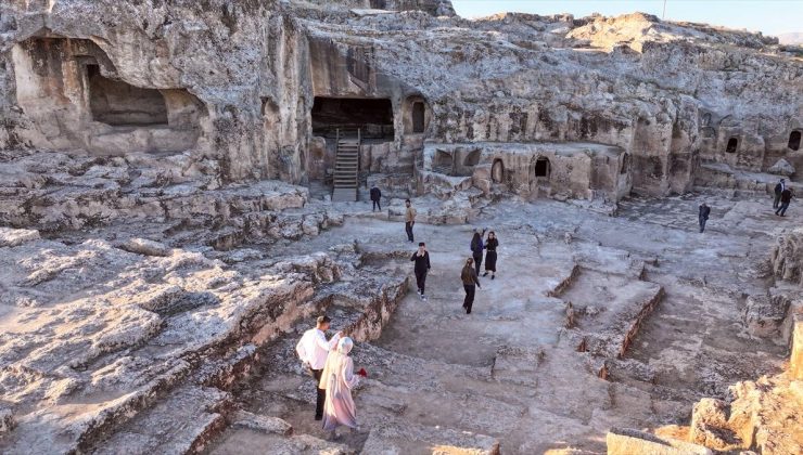 Diyarbakır’da tarihi “Hilar Kaya Mezarları” ören yeri olarak tescillendi