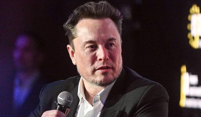 Elon Musk, sosyal medyada yaş sınırlaması planı nedeniyle Avustralya hükümetini hedef aldı