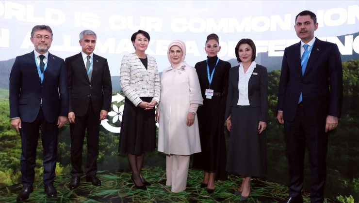 Emine Erdoğan, COP29’da Cumhurbaşkanlığı İletişim Başkanlığının “Sıfır Atık” pavilyonunu ziyaret etti