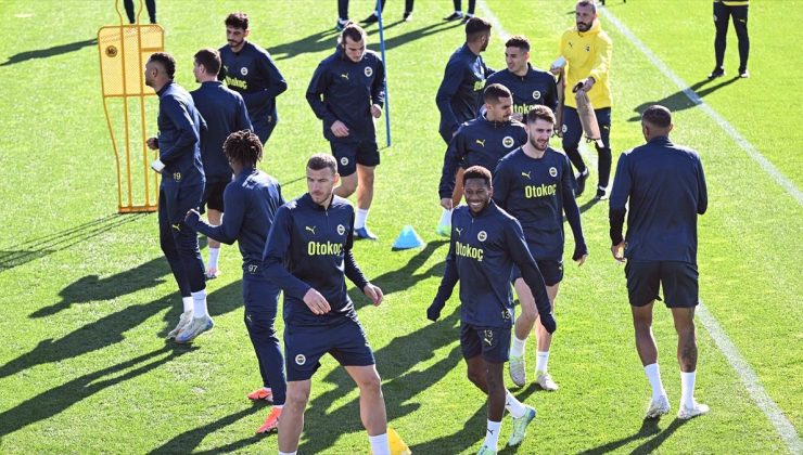 Fenerbahçe’nin AZ Alkmaar maçı kadrosu açıklandı