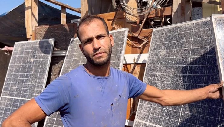 Filistinli Hamed, güneş panellerini onararak Gazze halkına elektrik sağlıyor