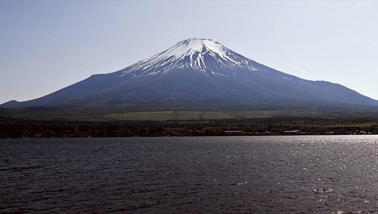 Fuji Dağı’nda Kar Yağışında Tarihi Gecikme