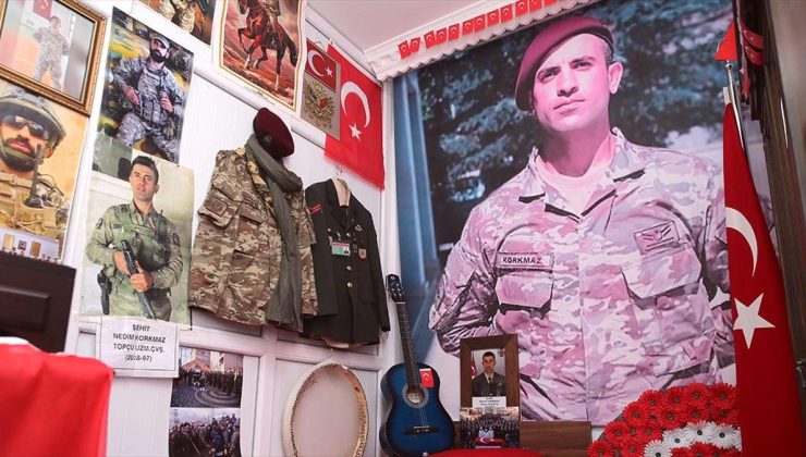 Hakkarili şehit ailesi, eşyalarıyla düzenledikleri odada evlatlarının hatırasını yaşatıyor