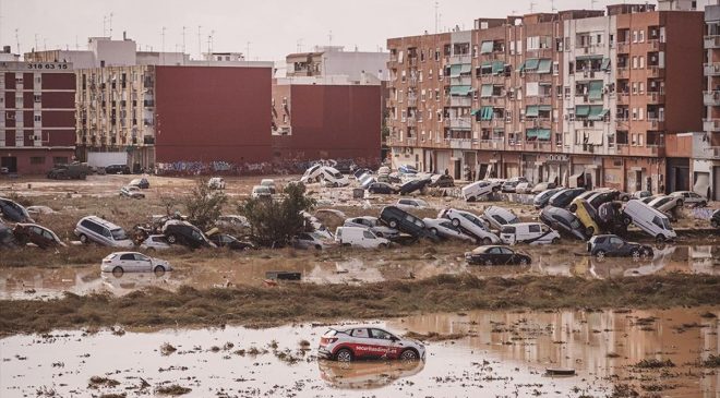 İspanya Başbakanı Sanchez sel felaketi için 2,2 milyar avroluk yeni yardım paketi açıkladı