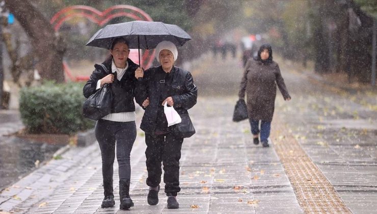 Kırklareli’nde sağanak etkili oldu