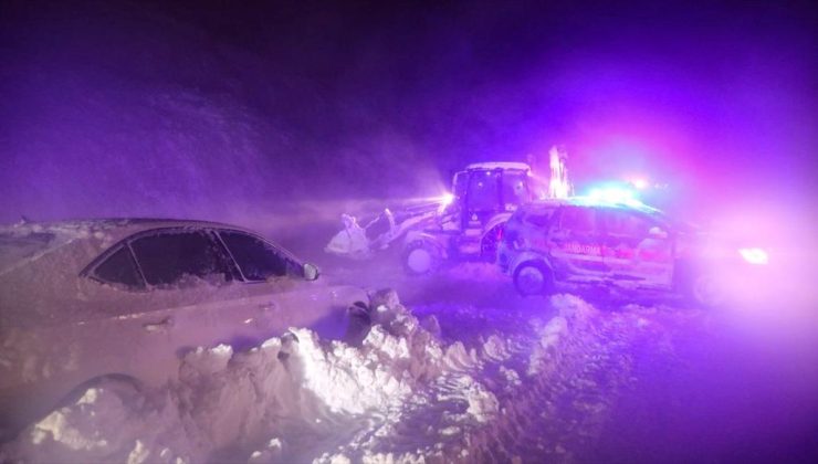 Malatya’da kar nedeniyle mahsur kalan vatandaşlar kurtarıldı