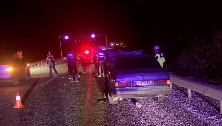 Mersin’de otomobilin yol kenarında lastik değiştirenlere çarptığı kazada ölü sayısı 4’e çıktı