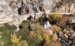 Nemrut Dağı eteklerinde sonbahar renkleri hakim oldu