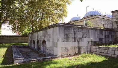 Osmanlı’nın alevlerle mücadelesinde önemli rol oynayan yangın havuzları tarihe tanıklık ediyor