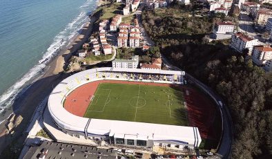 Sinop Şehir Stadı’nda ilk maç oynandı