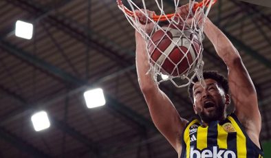 THY Avrupa Ligi’nde Fenerbahçe zirveye yaklaştı, liderliğe Barcelona yükseldi