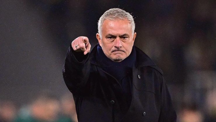 Fenerbahçe Teknik Direktörü Mourinho, sahada fenalaşan eski oyuncusu Bove’yi aradı