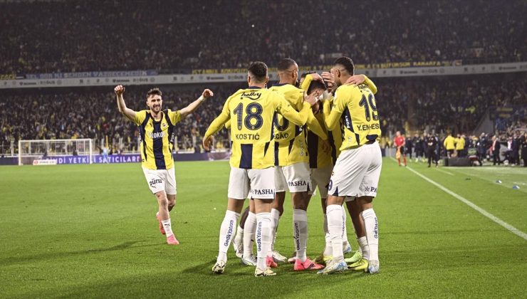 Fenerbahçe, zirve yarışında hata yapmadı