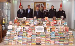 Kastamonu’da komandolardan okul kütüphanelerine 21 bin kitap