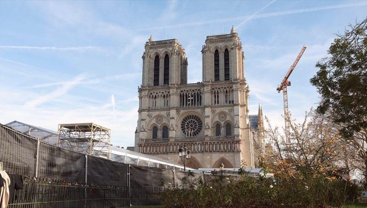 Notre Dame Katedrali 5 yıl önceki yangının ardından kapılarını ziyarete açıyor