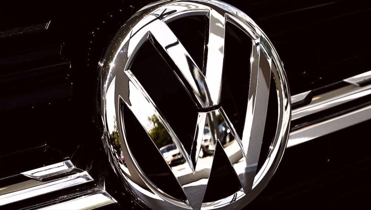 Volkswagen’in Almanya’daki 9 fabrikasında uyarı grevi başladı