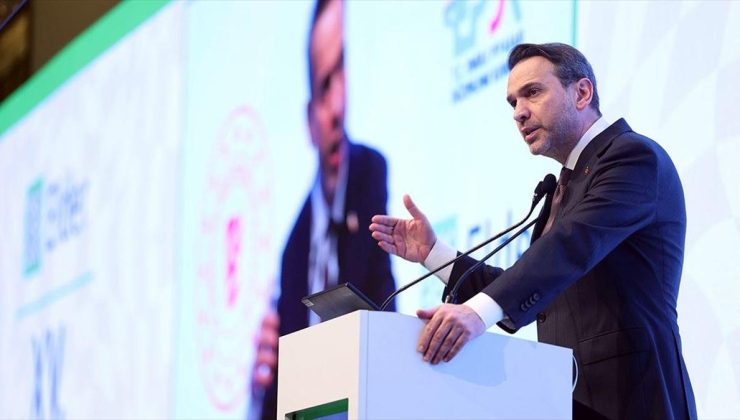 Bakan Bayraktar, 2025’te elektrik dağıtımda “cesur ve ezber bozacak” kararların alınacağını bildirdi