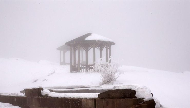 Bolu Dağı ve Bitlis’te sis ve soğuk hava etkili oldu