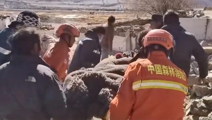 Çin’in Tibet bölgesinde meydana gelen depremin ardından 500’den fazla artçı sarsıntı yaşandı