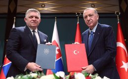 Türkiye ile Slovakya arasında stratejik ortaklık tesisine ilişkin bildiri ile 3 anlaşma imzalandı